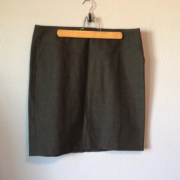 Banana Republic Dresses & Skirts - 5/$20 Banana Republic size 14 skirt